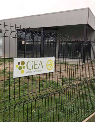 Signalétique et logo du groupe GEA par C'est d'Ici communication santé à Bordeaux